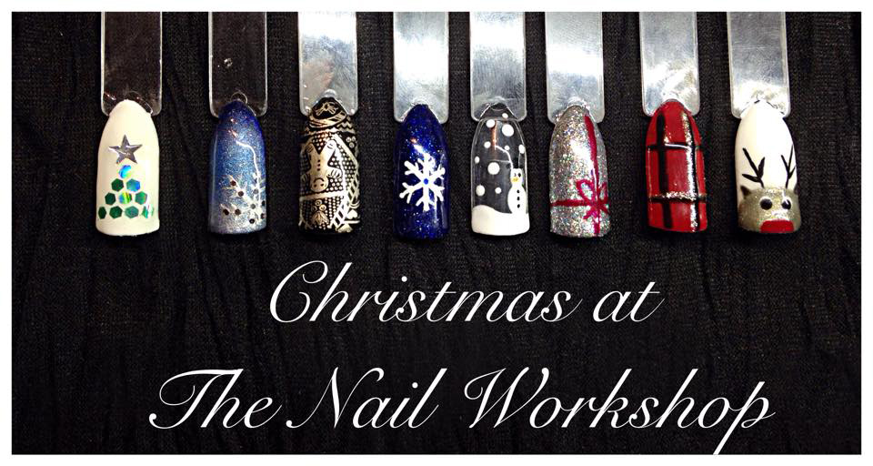 Gel Polish Christmas Nail Art 